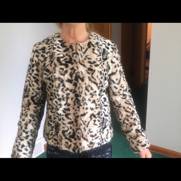 Express Faux Leopard Fur Jacket - Picture 7 of 8